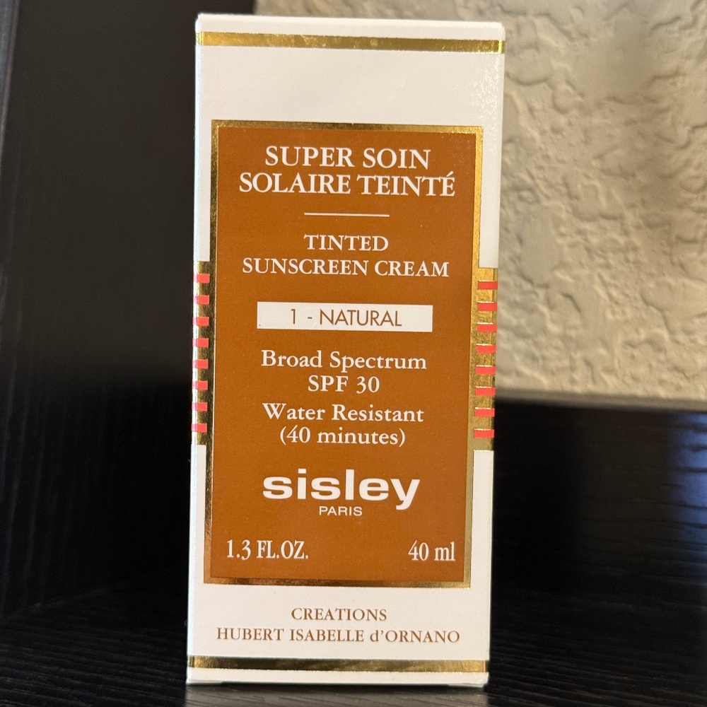 Sisley Paris Tinted Sunscreen SPF 30